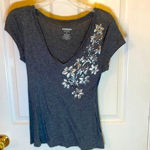 Sequined v neck top